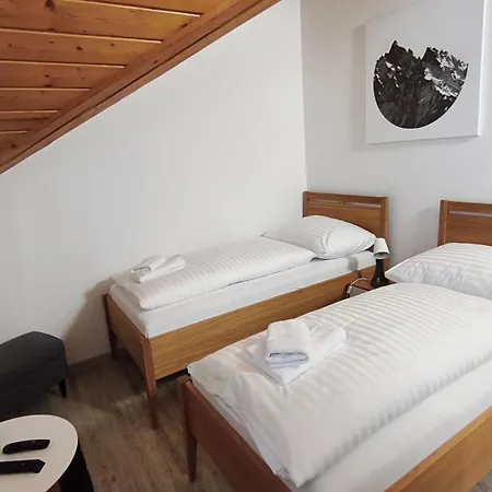 Grizzly House Gæstehus